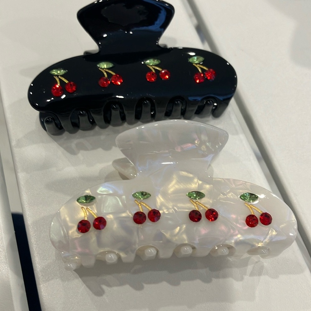 Cherry Pie Hair Claw Clip Set - Black and Pearl White